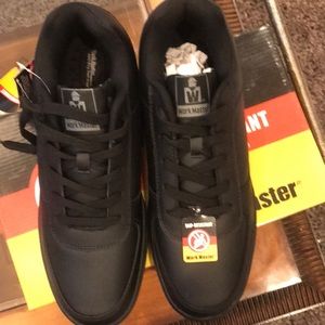 Work master slip resistant sneakers Men’s size 11
